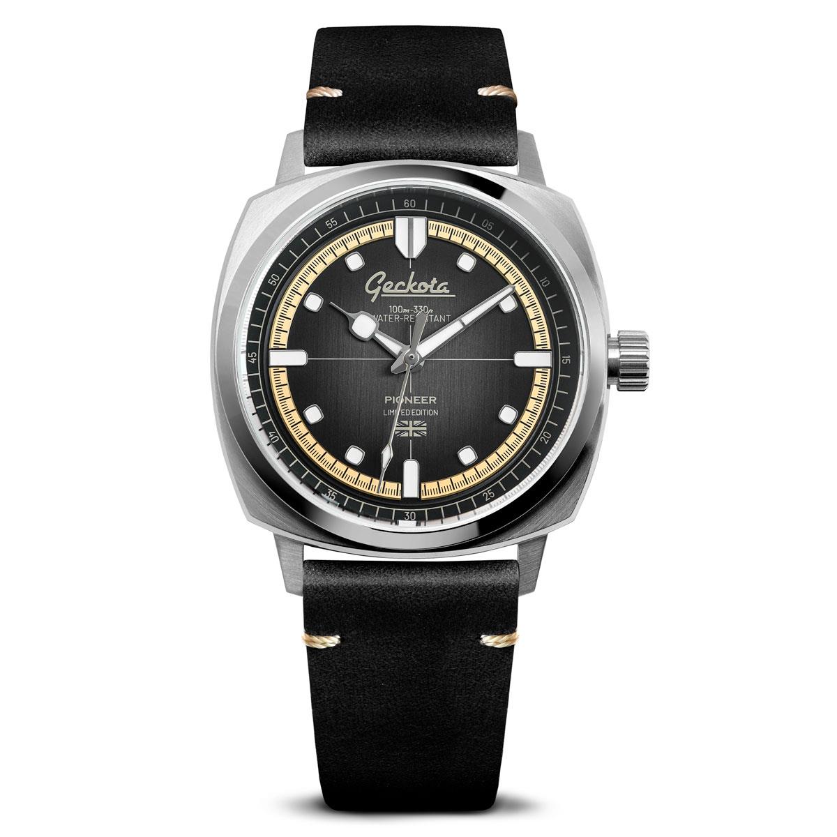 Stanway Vintage V-Stitch Watch Strap - Horween Chromexcel - Black