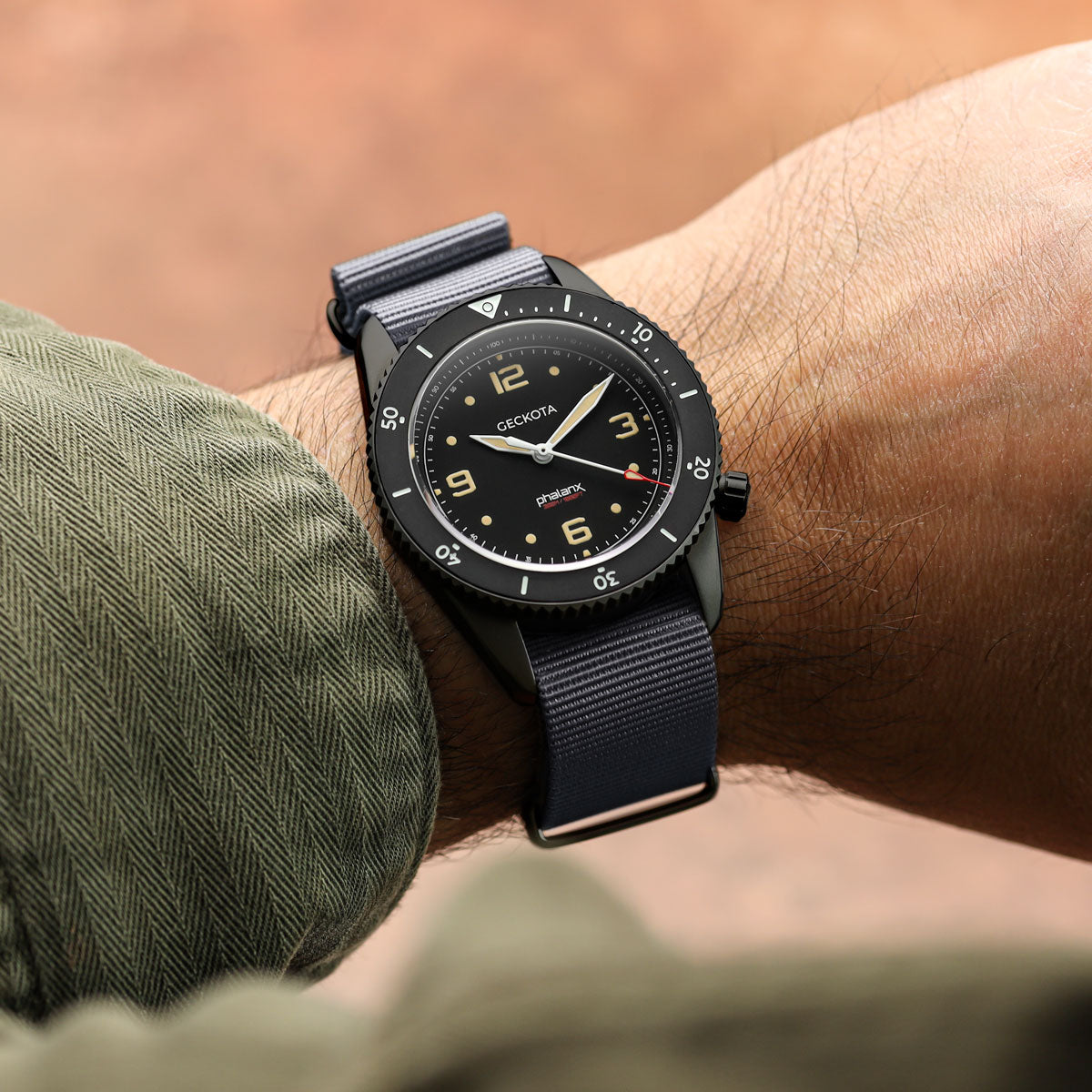 Phalanx Blackout Anchor Grey