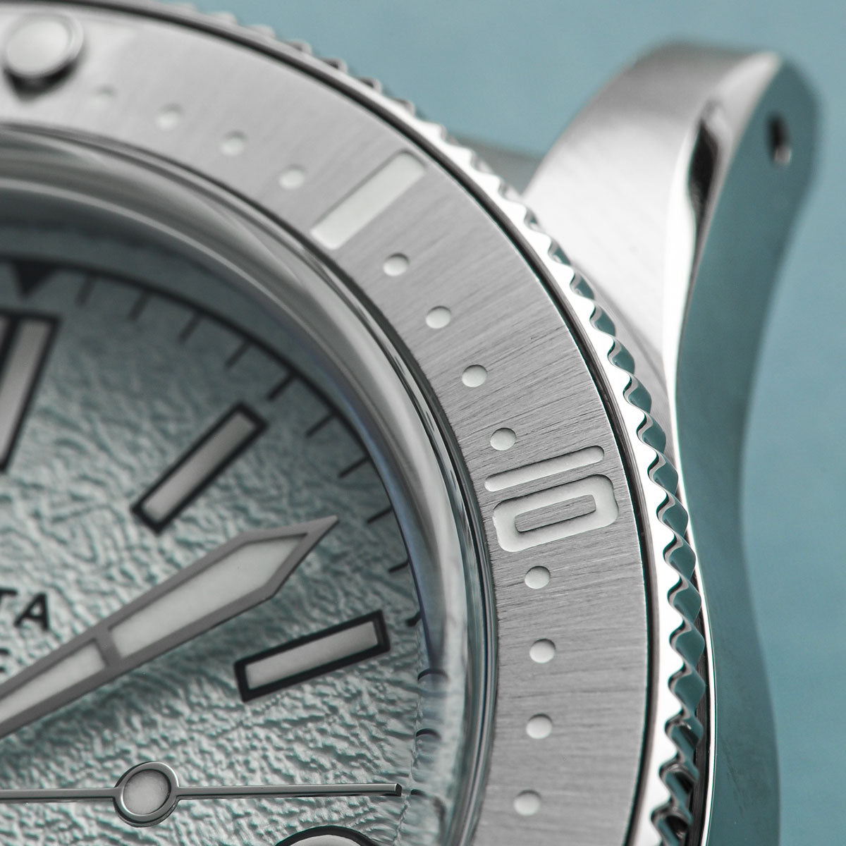 Ocean-Scout Dive Watch Frost