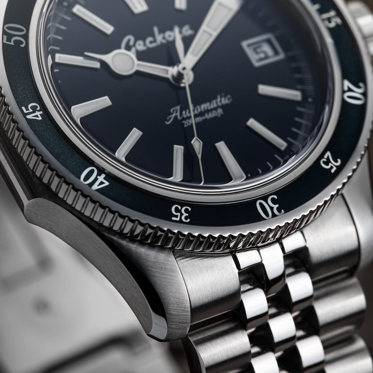 Sea-Hunter Dive Watch With Blue Bezel