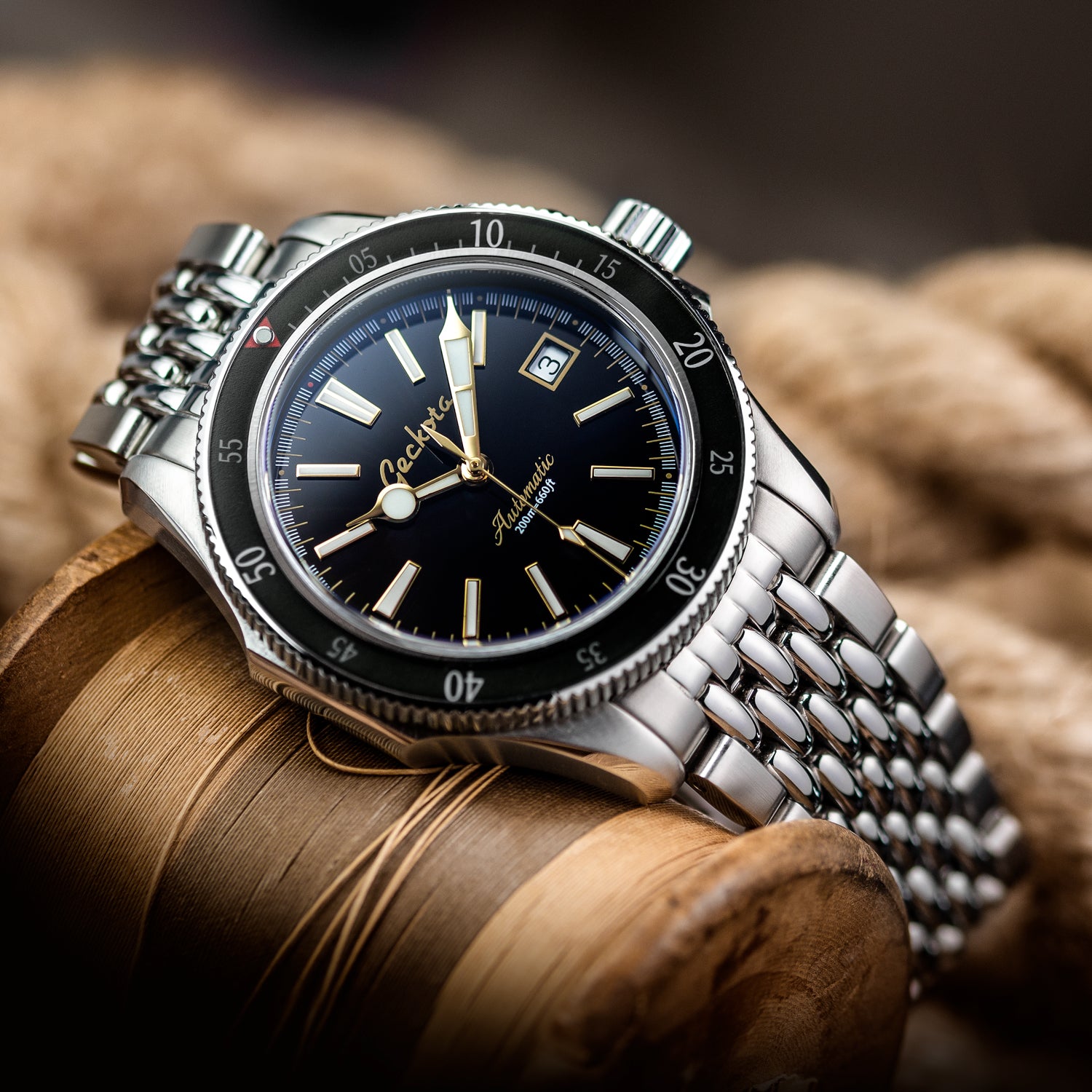 Geckota Sea Hunter Dive Watch - Black Bezel - additional image 3