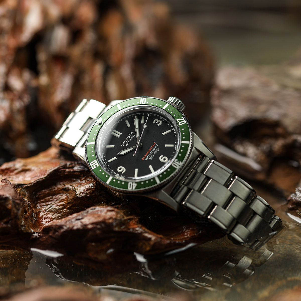 Geckota Ocean-Scout Dive Watch - Emerald Green - Berwick Stainless Steel Strap - additional image 2
