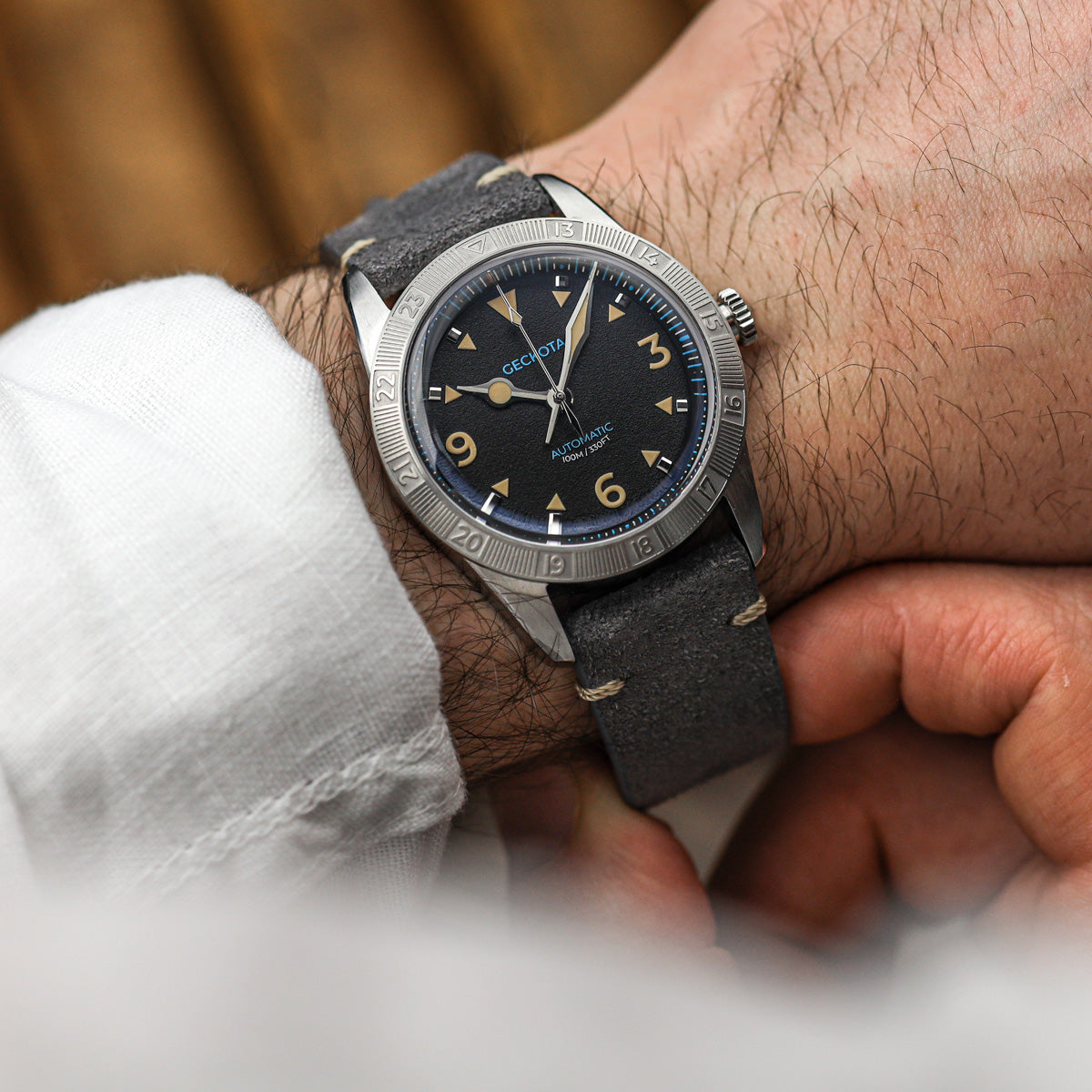 Airstream Frontier Watch Black Textured Dial