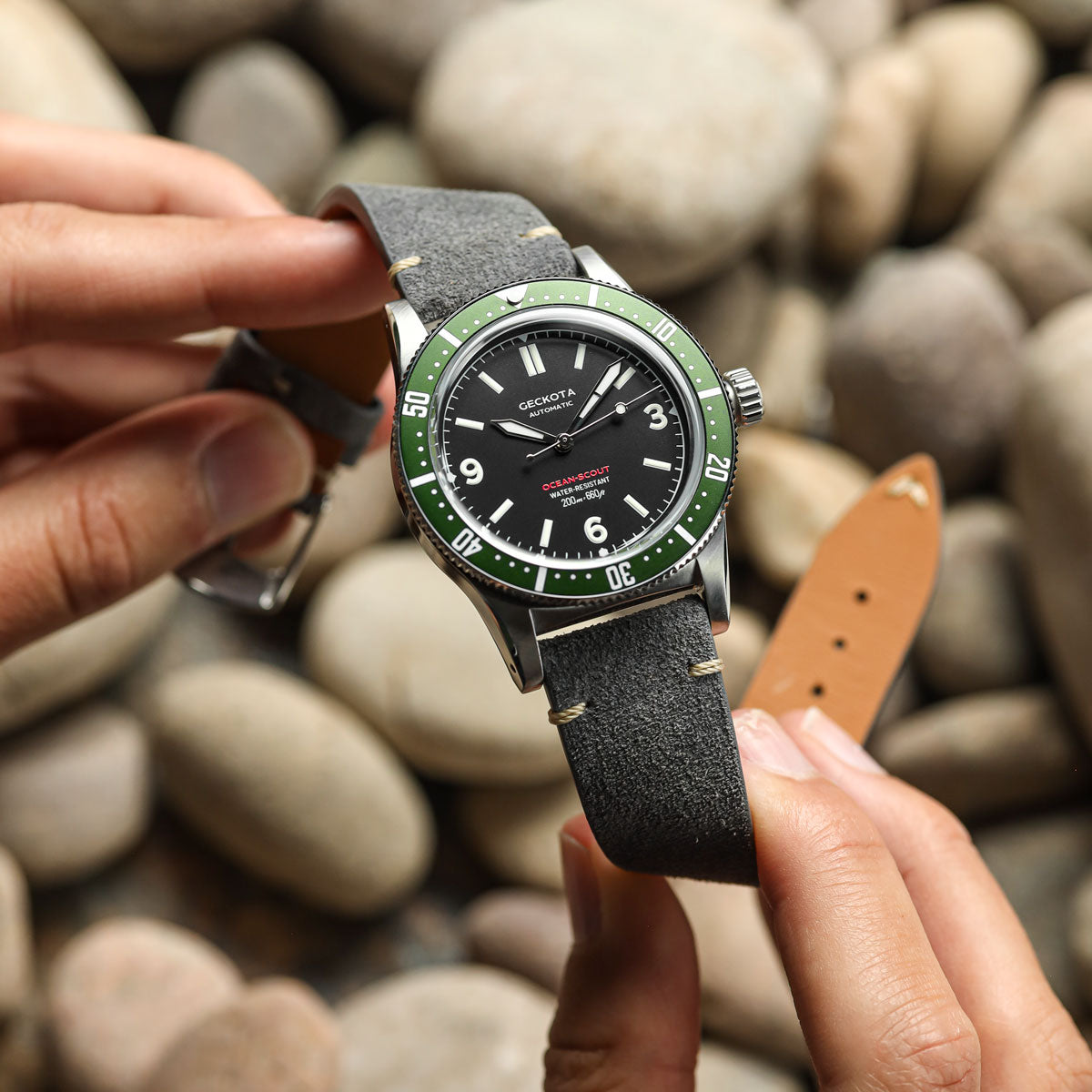 Geckota Ocean-Scout Dive watch - Emerald Green - Black Nylon Strap - additional image 3