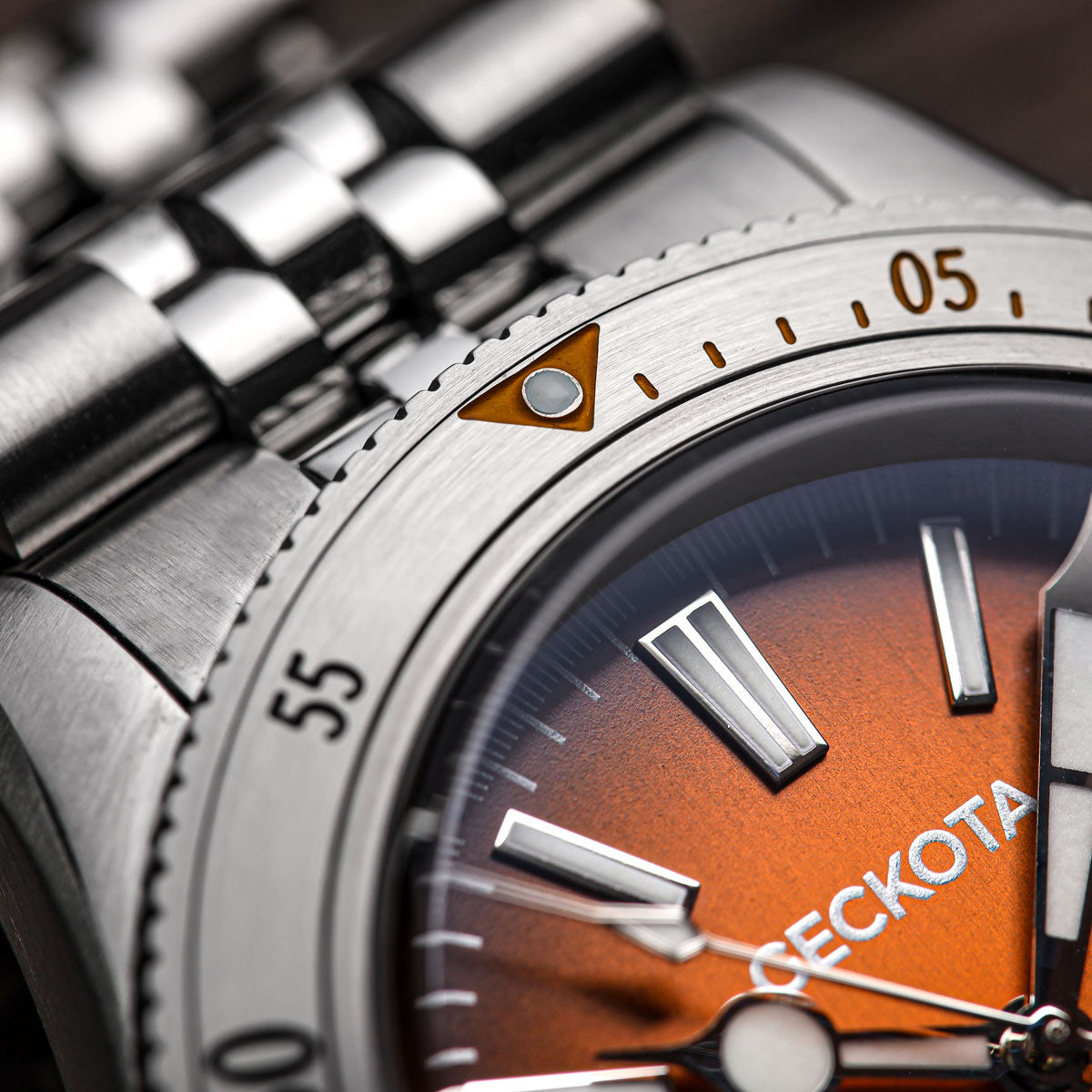 Geckota G-02 Steel Edition Orange PT5000 5 Link watch bracelet