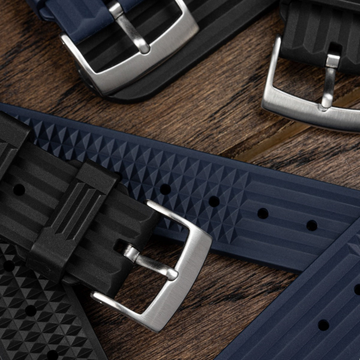 Waffle Pattern Rubber Dive Watch Strap - Abyss Black